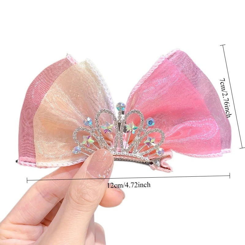 Barrette Clip and Ribbon Texture Detail