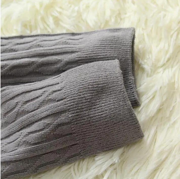 1 Paar gemütliche Thermo-Overknee-Stricksocken für Damen, warme und stilvolle Wintersocken mit verdicktem Material für Damen – Detail 2