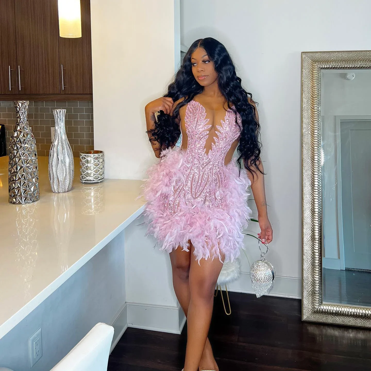

2024 For Birthday Party Luxury Strapless Crystal Sheer Neckline Women Cocktail Dress Pink Feather Black Girl Short Prom Dresses