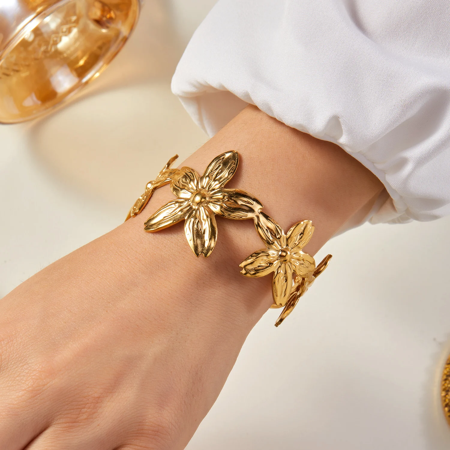 Zarte gepresste Blume Edelstahl Armband für Frauen Vintage Schleife Herz Muster Dot Armreif Freundschaft Schmuck Geschenke – Detail 12