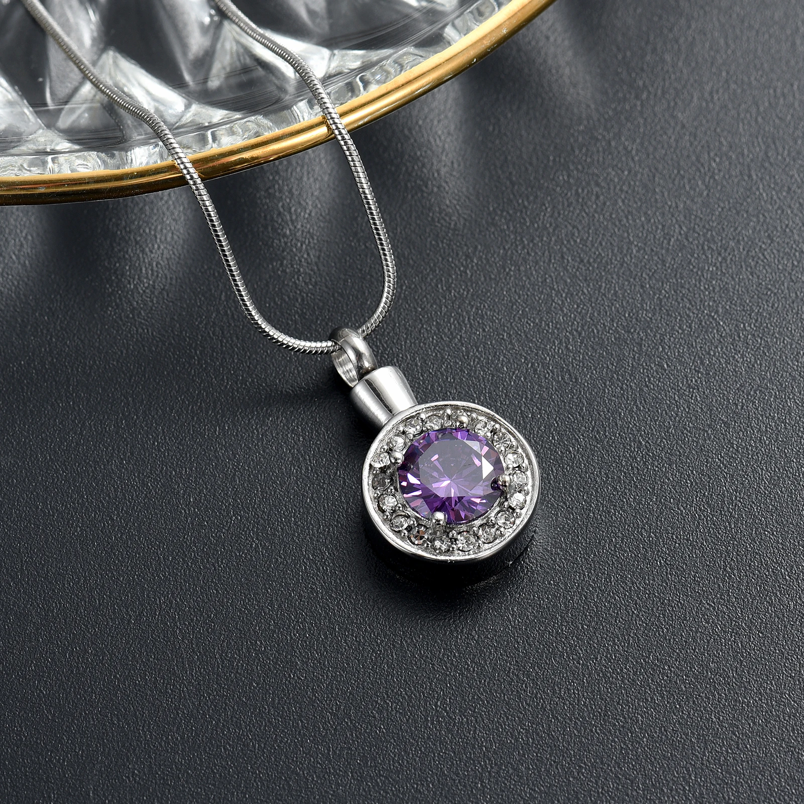 Elegant Memorial Jewelry For Human/Pet Ashes Crystal Round Pendant Urn Necklace Stainless Steel Cremation Jewelry Keepsake