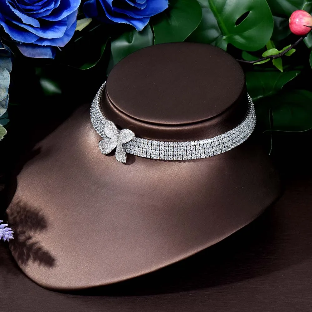 مجوهرات بايي طقم عقد وأقراط لحفلات الزفاف