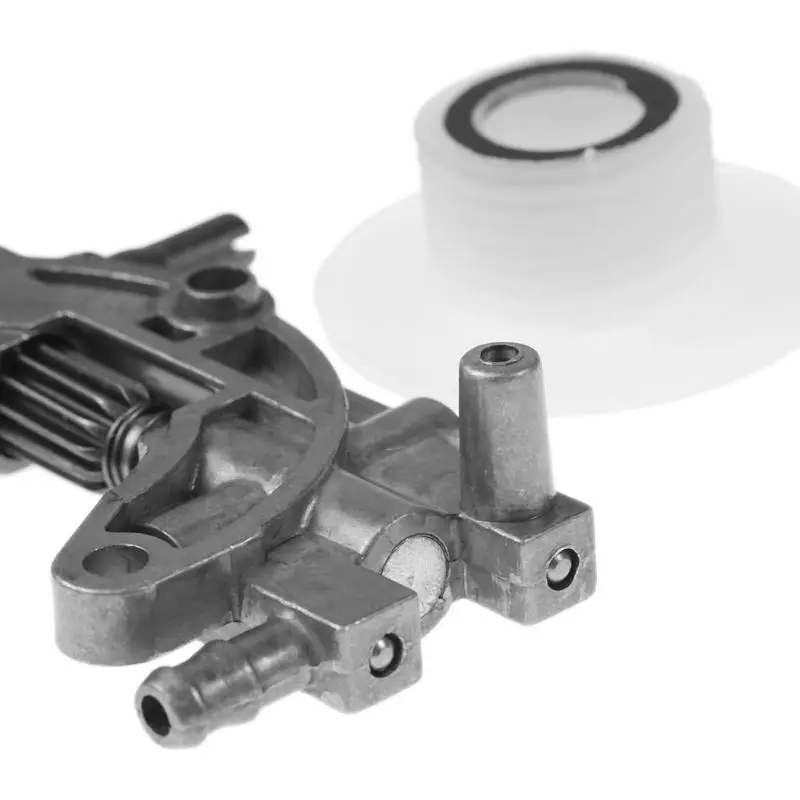 

Drive Chainsaw Oil Pump with Gear Worm Set for Chainsaw 4500 5200 5800 45CC 52CC 58CC Chain Parts Garden Tool Parts Dropship