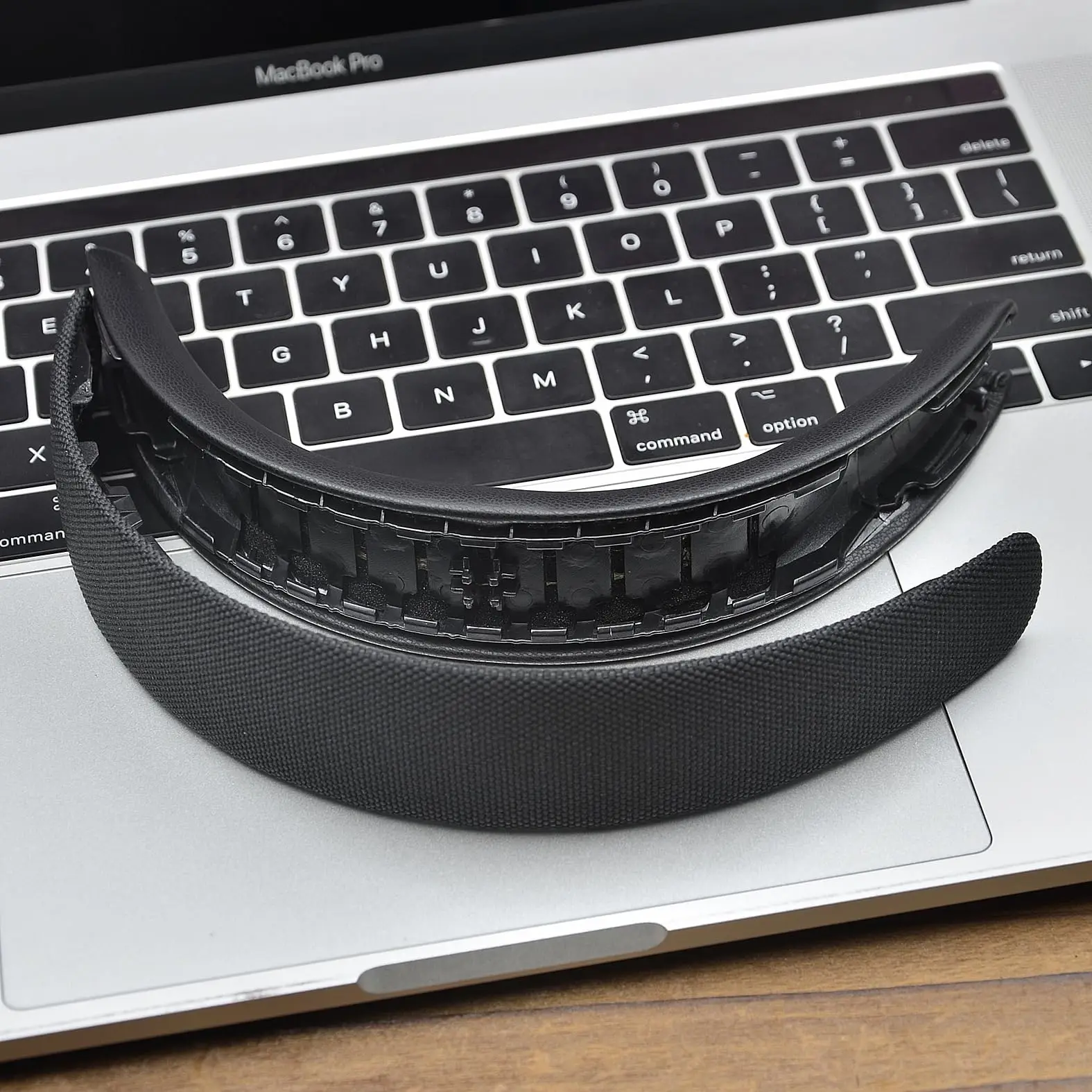 Headband Cover for Bowers & Wilkins Px8/Px7 S2 Headphones Protein Leather and ABS Headbeams Pad