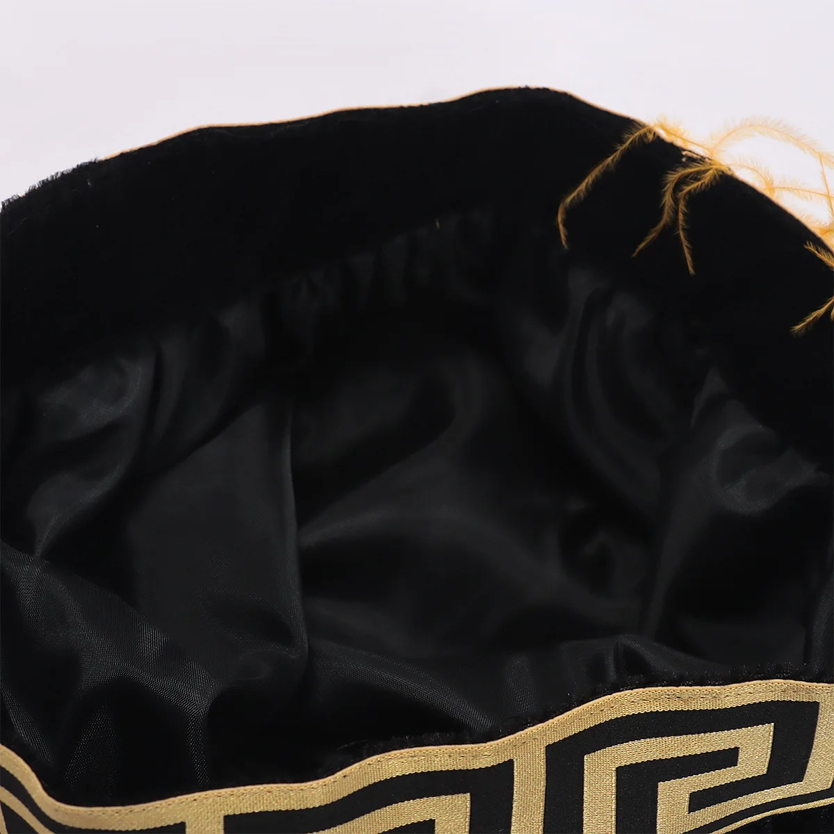 Mittelalterlicher Tudor-Hut für Herren mit Feder, Renaissance-Samt-Herrenhüte, Elizabeth Flachhüte, Hutumfang 59cm – Detail 8