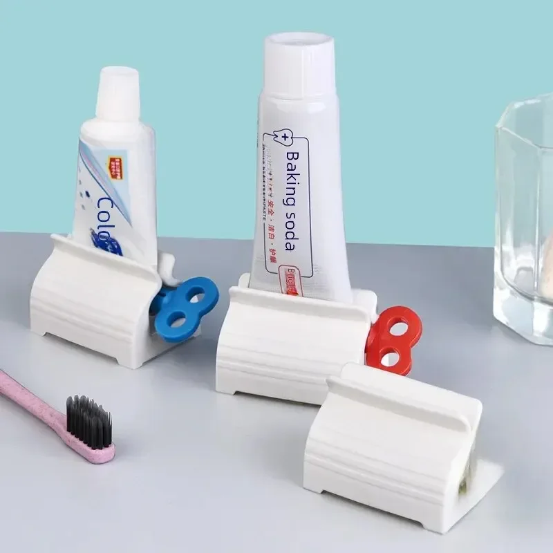 Lazy Person Manual Toothpaste Squeezer Simple Toothpaste Clip Face Wash Seat Style Roller Adult Use Non-patented toothpaste squeezer