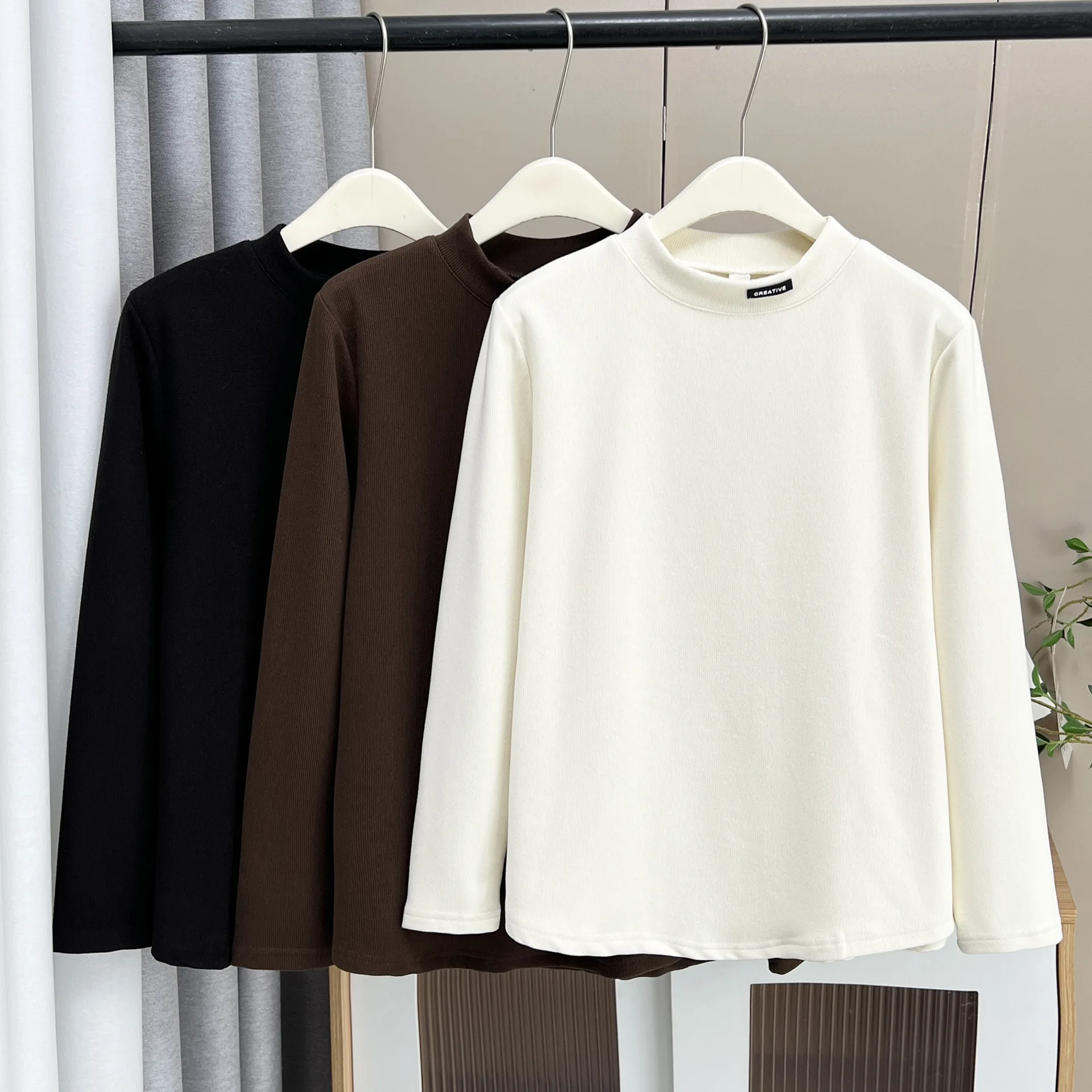 XXXXL Fashion Plus Size Women's T-Shirt Autumn And Winter Style Simple Elegant Long Sleeved Label Fleece Warm Inside Tops 8088