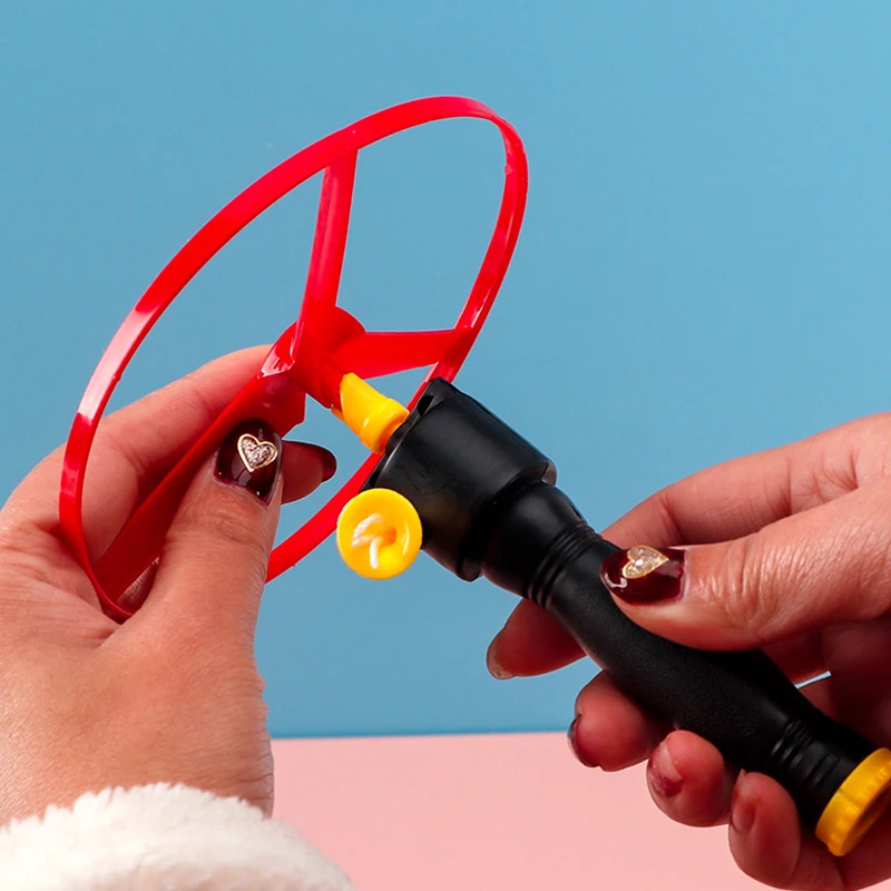 

6PCS New and High Quality Flying Disc propeller Toys Kids Helicopter Pull String Flying Saucers Dog Pet Chaser Training Supplies