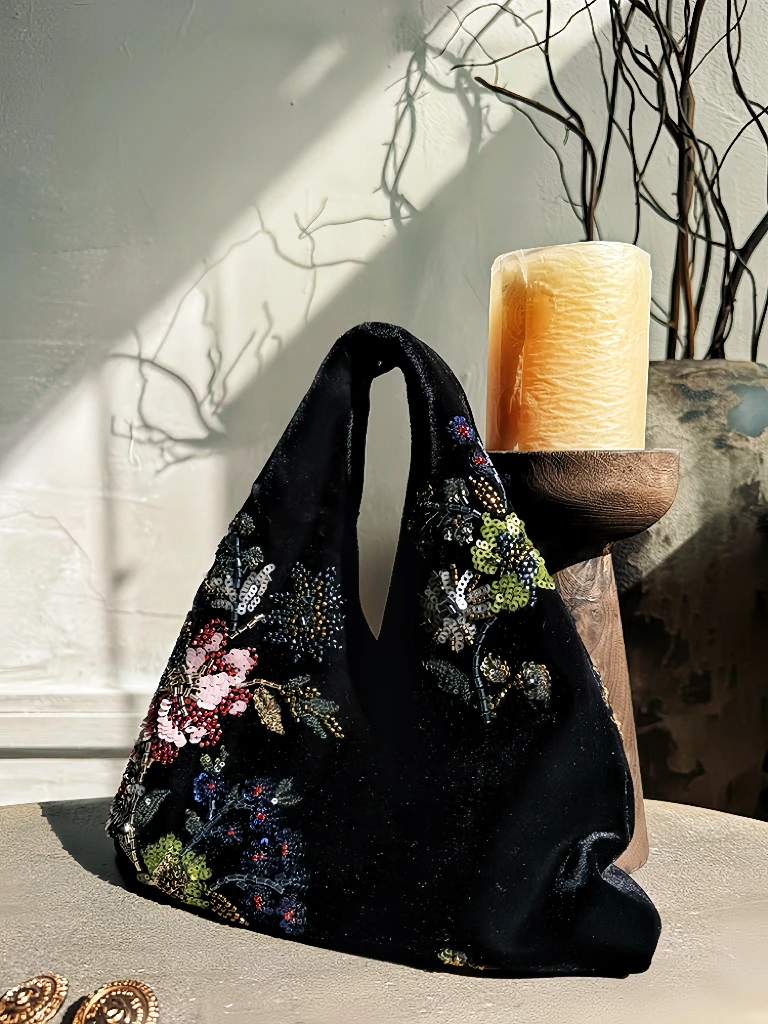 Fashion Velvet sequin embroidered handmade bag Velvet Crossbody Bag Women Design Sense Atmosphere Match Handbag Tote Bag