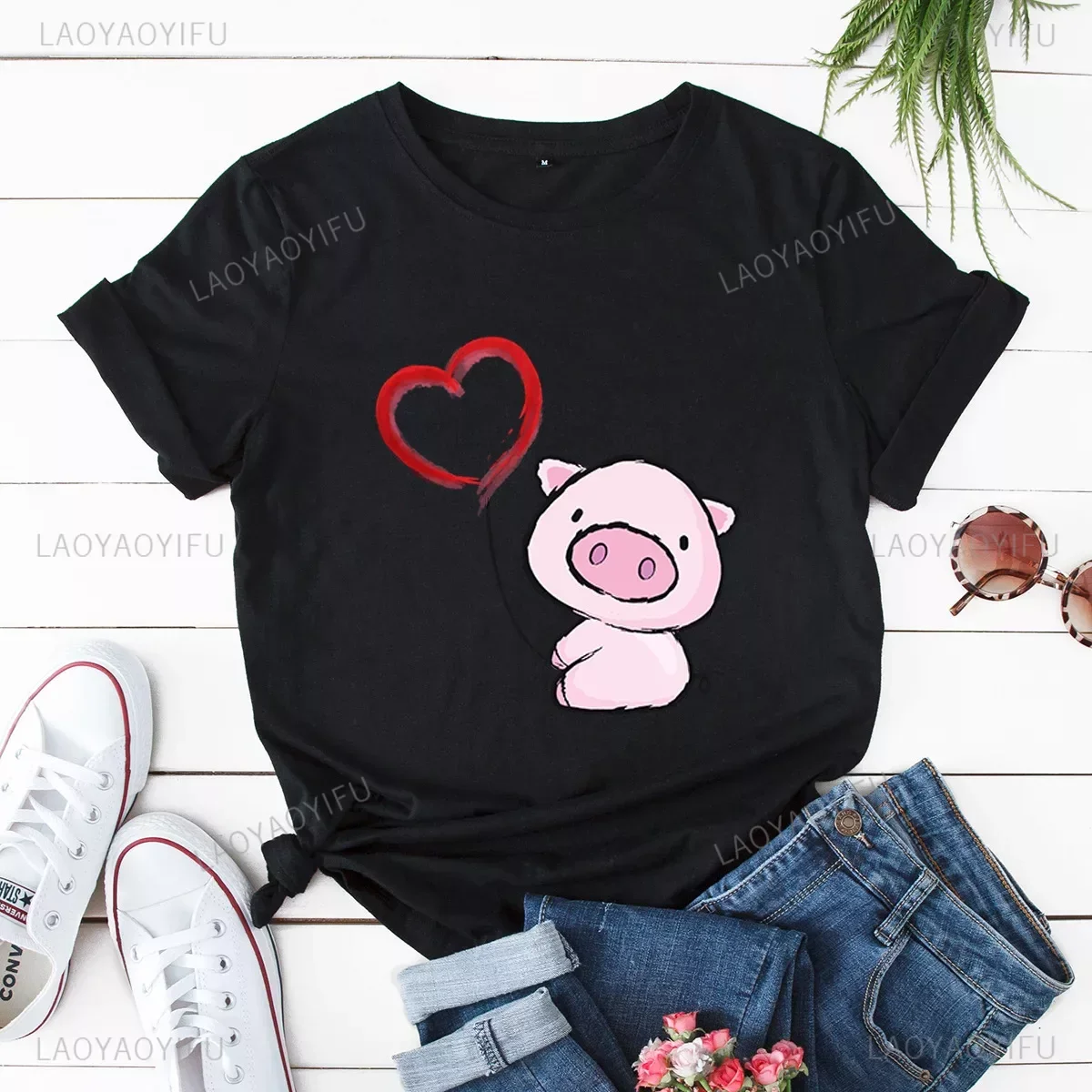 

Cartoon Love Pig Printing Women T Shirts Summer Short-sleev Fashion Kawaii Graphic T Shirts Ladies Casual Streetwear Tops Cotton