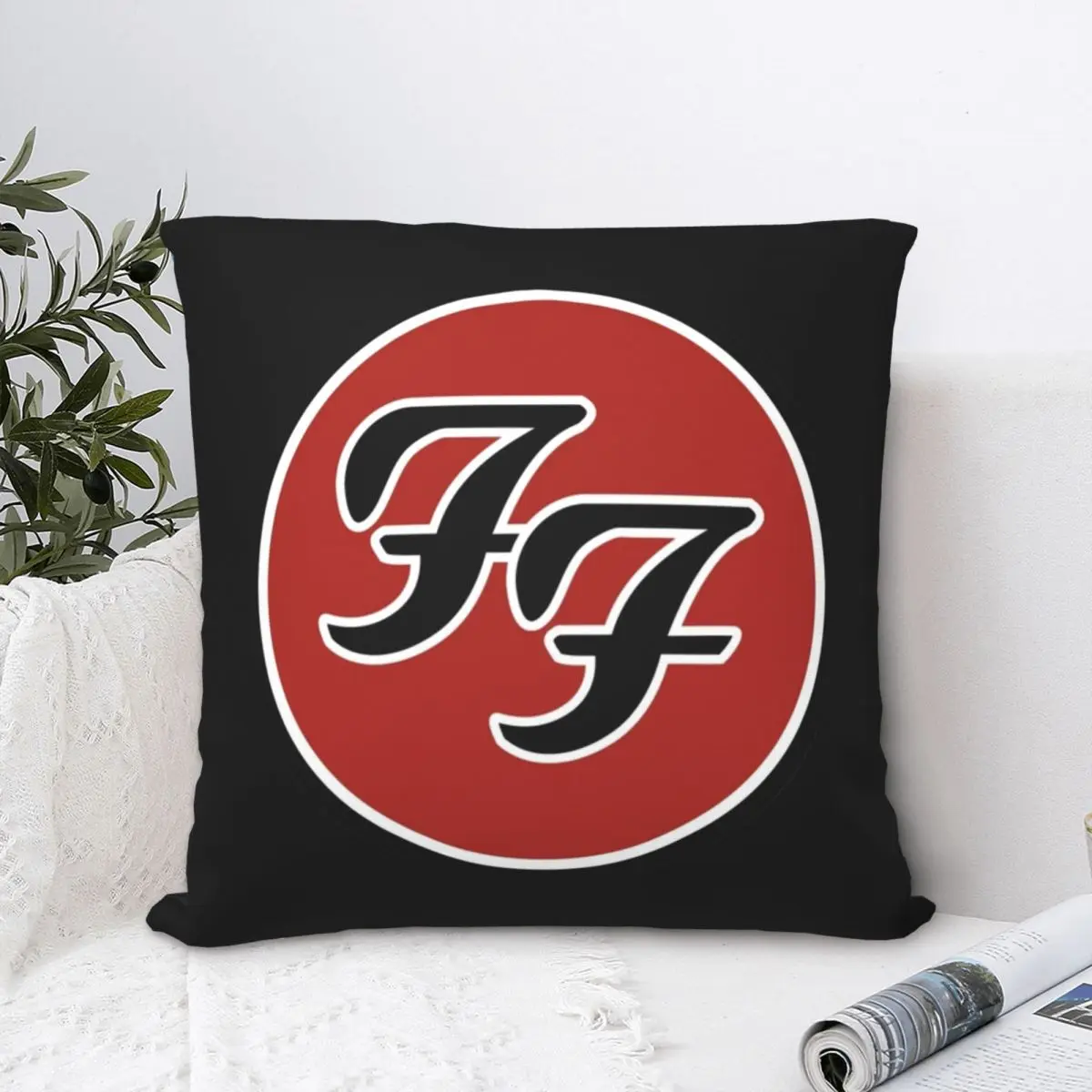 

Red Oval Of Fighters Square Pillowcase Polyester Pillow Cover Velvet Cushion Decor Comfort Throw Pillow For Home Living Room