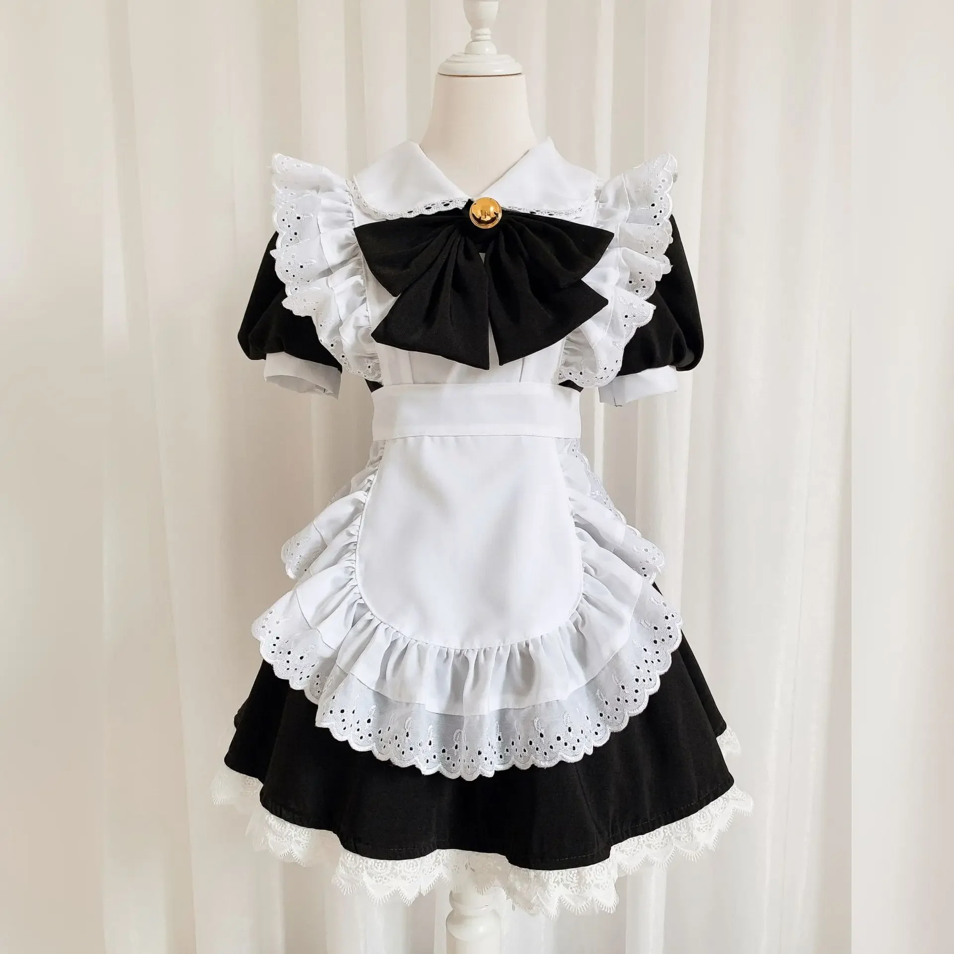 

2023 Classic Black and White Maid Costume COS Role Play Princess Lolita Large Skirt Soft Girl Skirt Anime Maid Uniform