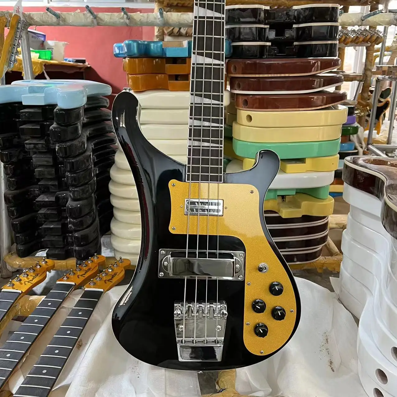 Rickenbacker 4003 Chitarra Elettrica, Basso, Corpo In Tiglio, Colore Nero, Tastiera In Palissandro, 4 Corde, Spedizione Gratuita