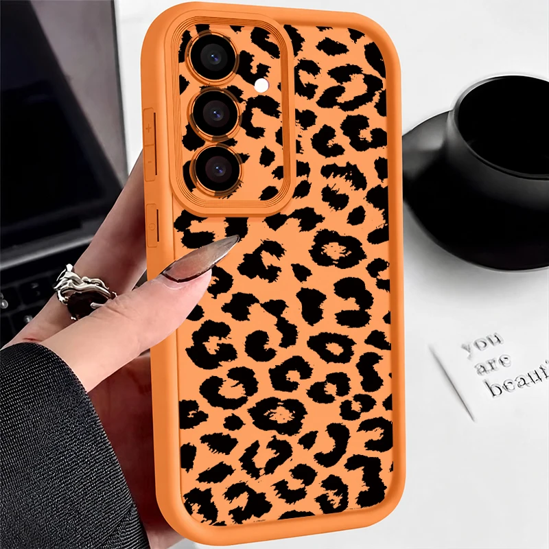 Stylish Leopard Print Phone Case - Ultra Protective and Trendy Design