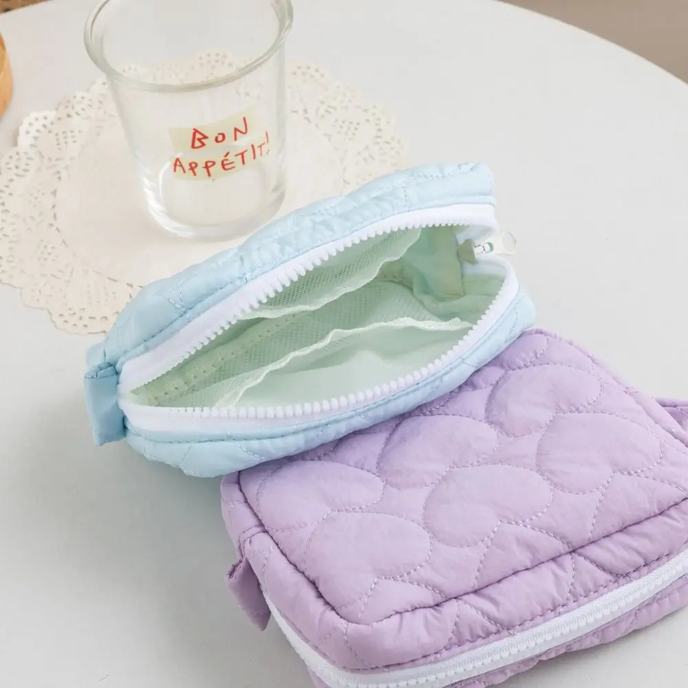 Neue Mode Mini Kosmetik Tasche Nette Student Reise Lagerung Taschen Große Kapazität Liebe Herz Design Frauen Kupplung Handtaschen – Detail 3
