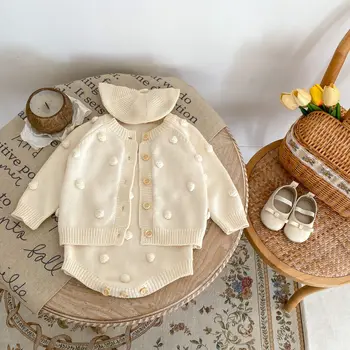 New autumn clothing for babies aged 0-3, trendy baby boy and girl knitted ball jumpsuit 1