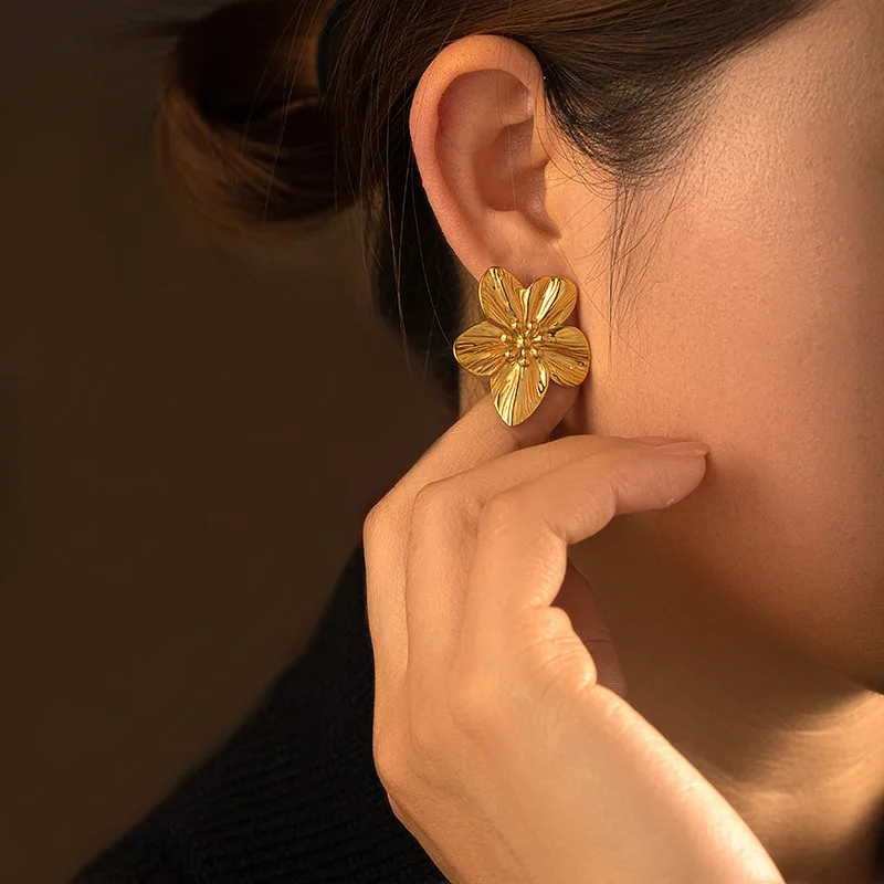 Keen-on Fashion Stainless Steel Metal Flower Stud Earrings Hot Style Waterproof Texture Trendy Jewelry 18K Gold Color Plated 3