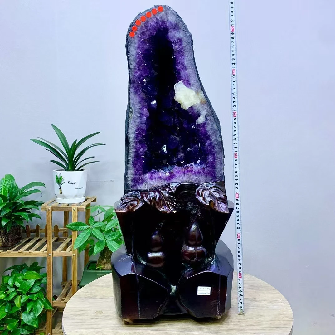 巨大な！ 天然ウルグアイ産アメジストクラスター、紫水晶石エネルギー