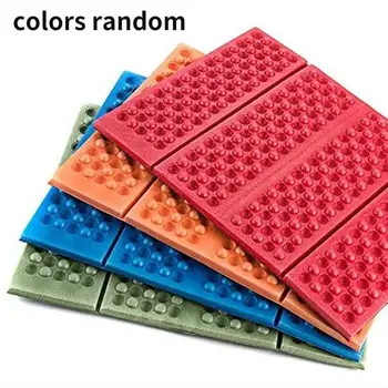 1 Pcs WateWaterproof Soft Camping Hiking Picnic Portable Folding Seat Pad Camping Moisture-Proof Mattress Pad（Color Random）