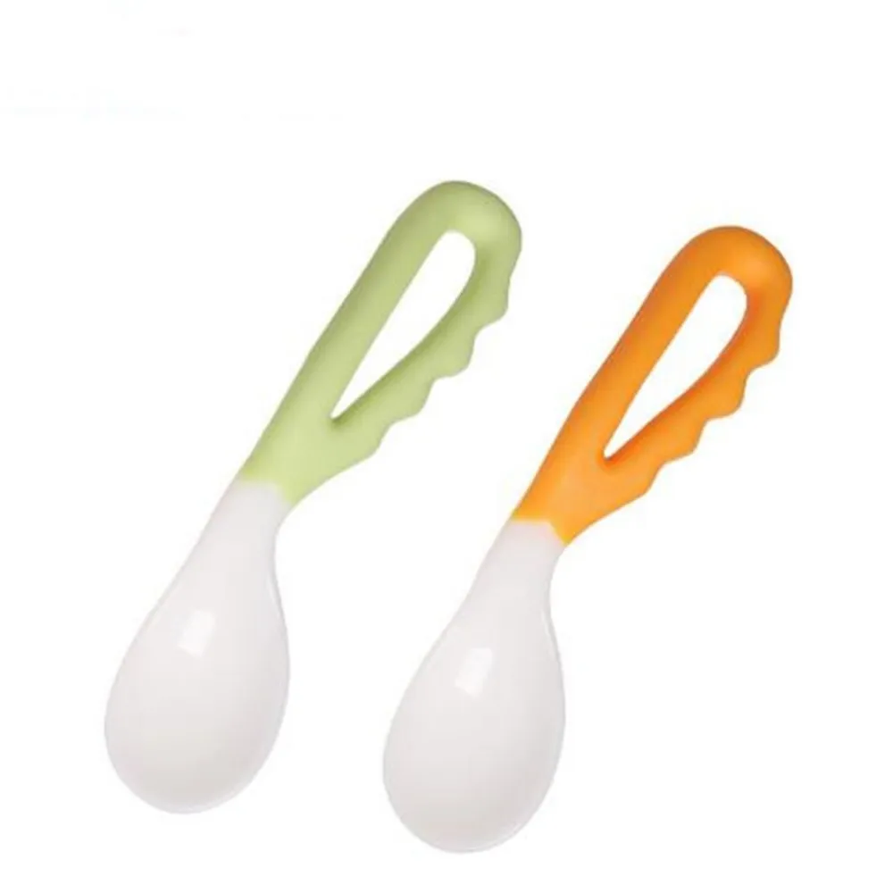 Baby food supplement feeding spoon children's products curved handle easy to grasp children tableware baby diet training