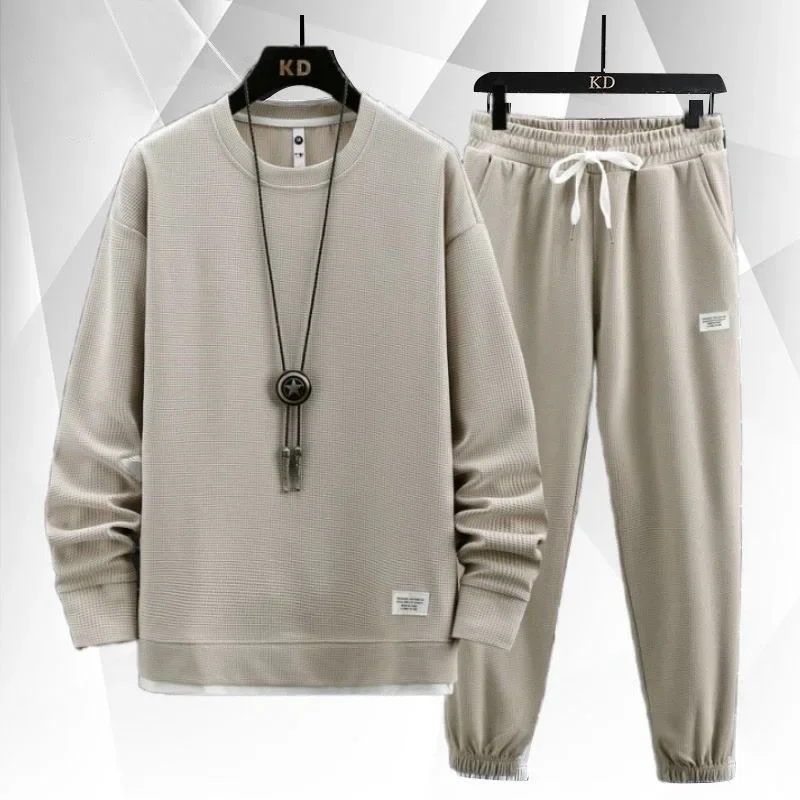 طقم رجالي رياضي كاجوال بأكمام طويلة فضفاض مناسب للخريف والشتاء مقاس كبير لون نقي مريح للتنفس طقم عصري