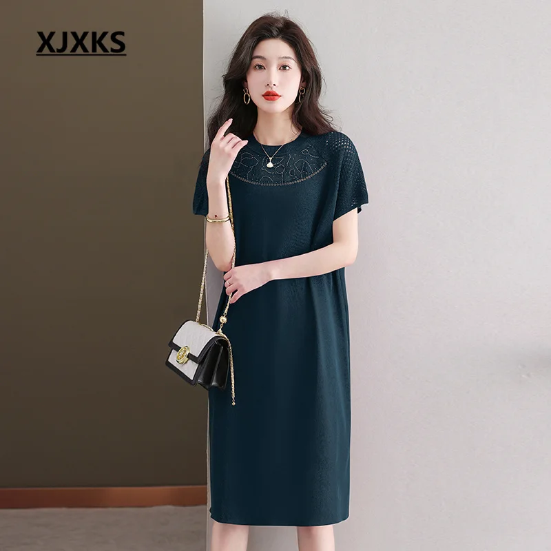 

XJXKS 2023 Summer Autumn New High-end Temperament Women's Dress Comfortable Mulberry Silk Knitted With Diamonds Long Pullover