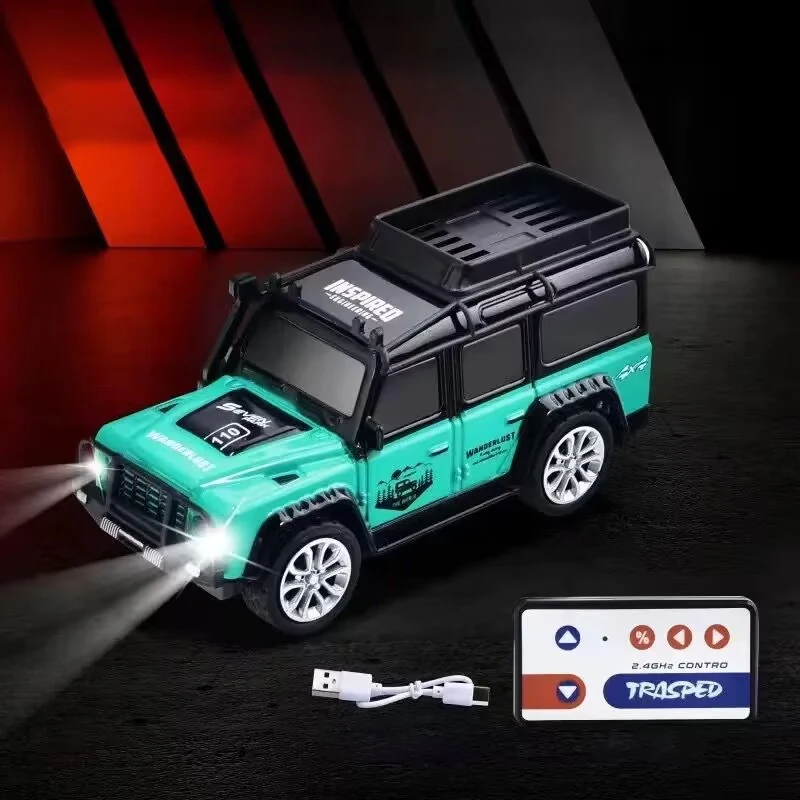 La remorque de la mini voiture RC 1/64 ouverte, révélant un espace de chargement miniature, jouet de bureau rapide polyvalent.
