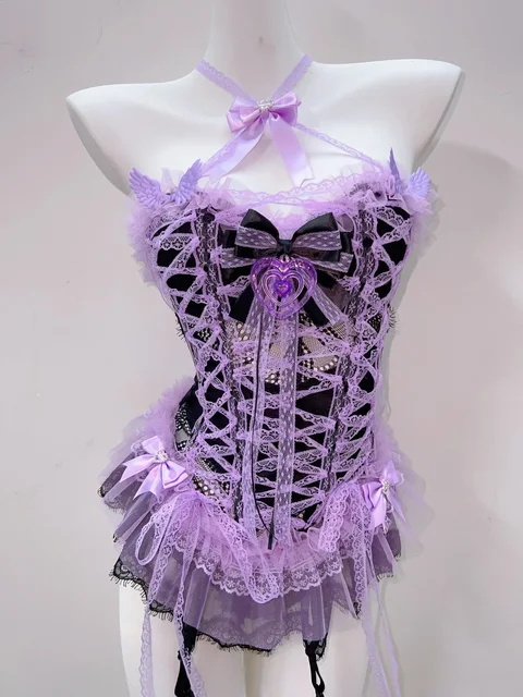 Halter Neck Lace Up Frilly Top 3