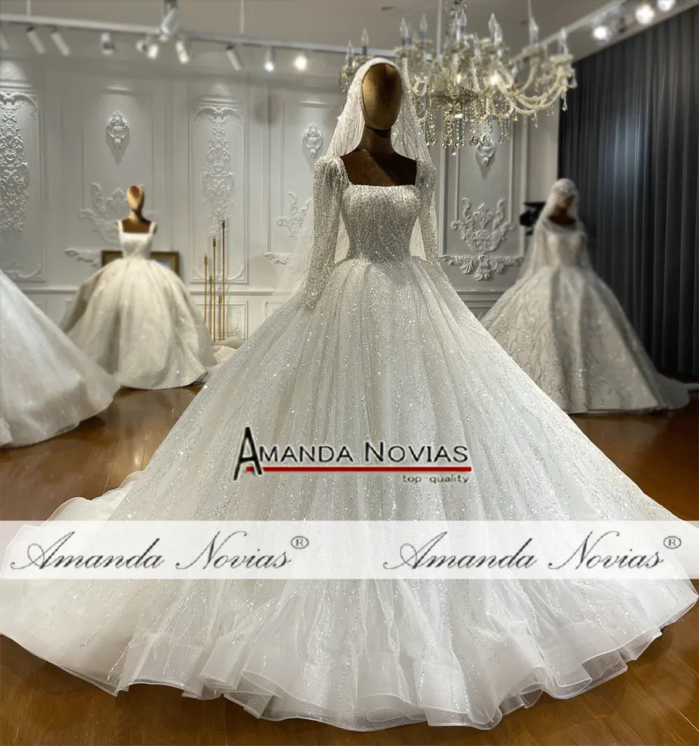 Customized NS4331 Simple Beading Bridal Gown 3