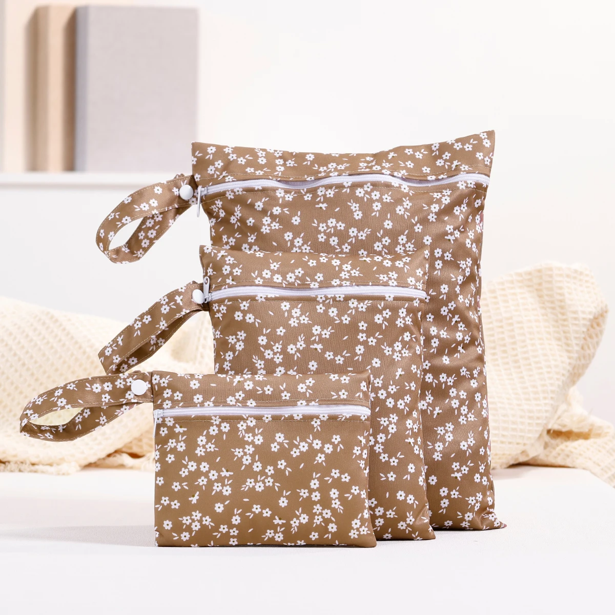 Elinfant Eco-Friendly Waterproof Wet & Dry Portable Diaper and Sanitary Storage Bag Set (3-Pack)