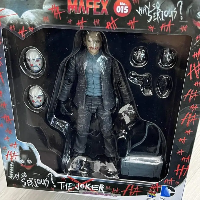 ダークナイト ジョーカー フィギュア MAFEX 015 The Joker Medicom Toy Mafex No.015 The Joker Bank Robber Ver.Batman