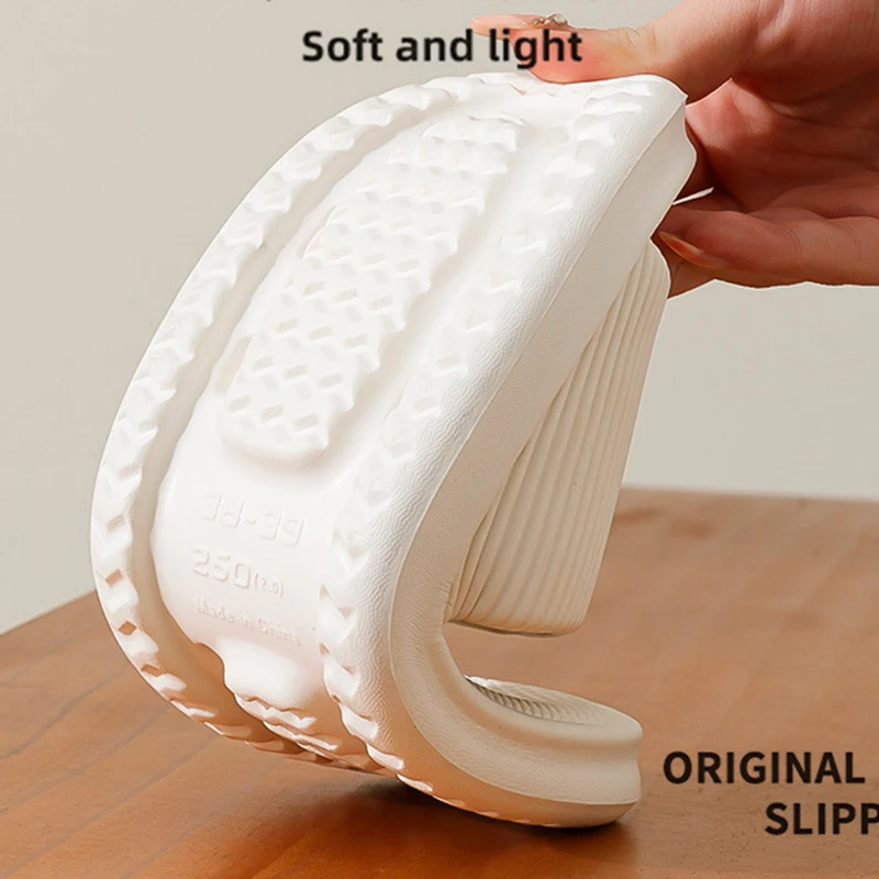 White Thick Platform Cloud Slippers Women Lightweight Soft Sole EVA Home Slides Woman Summer Comfort Non Slip Beach Flip Flops 3