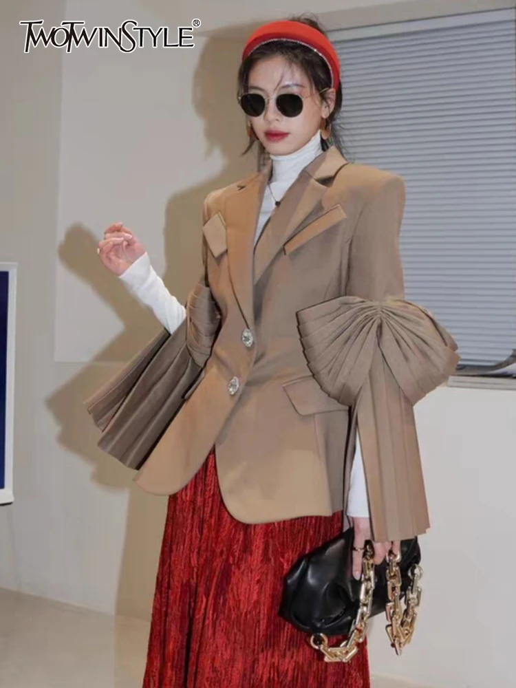 

TWOTWINSTYLE High Street Plain Blazers For Women Notched Long Sleeve Single Breasted Patchwork Folds Coats Female 2022 Clothing