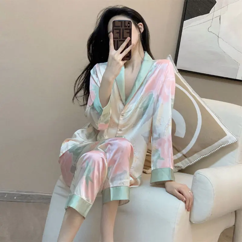 

1 High-grade silk pajamas female the spring and autumn period and the new ice long-sleeved pants silk leisurewear suit