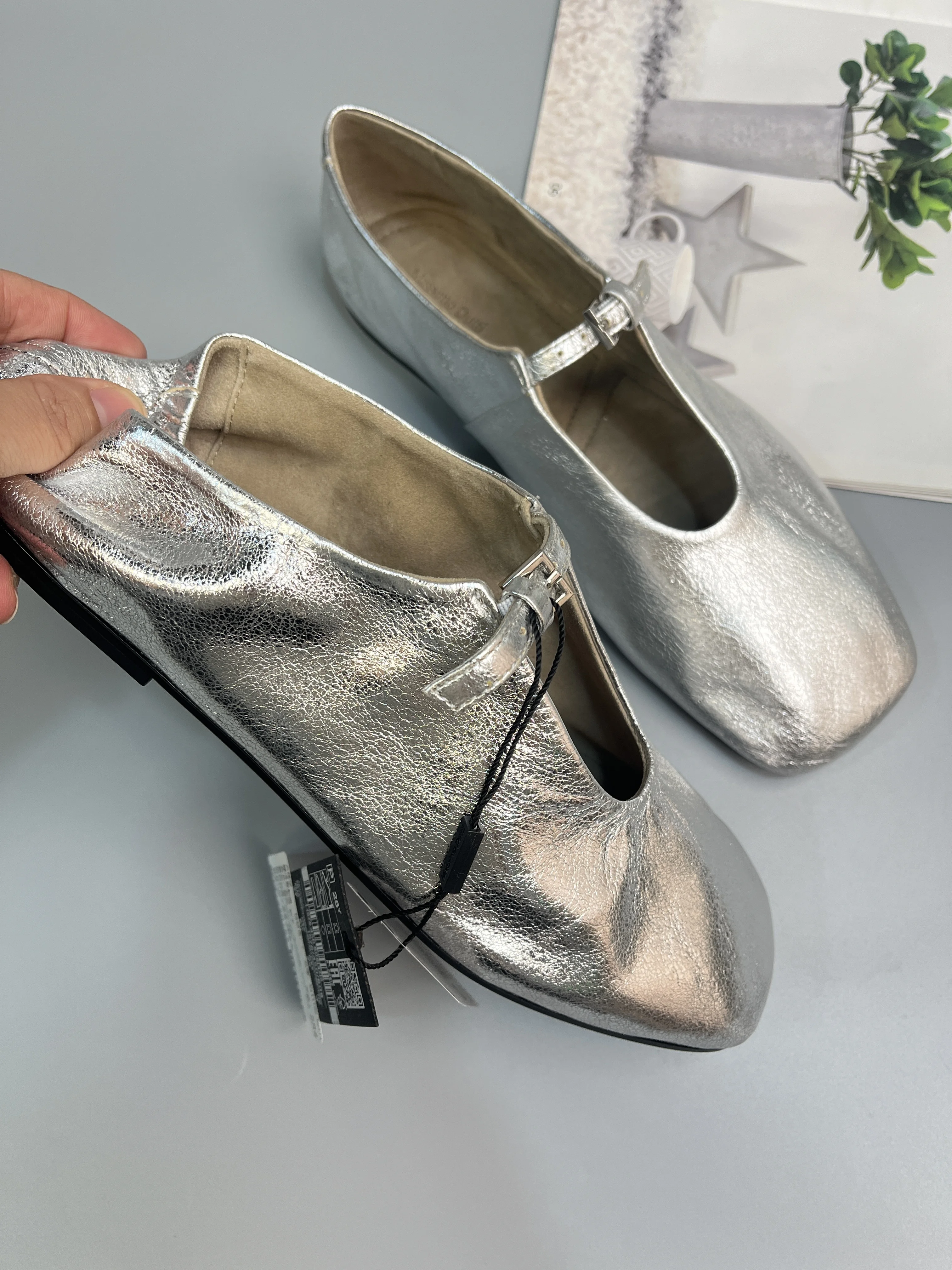 Women's Ballet Flat Shoes Soft Full-Grain Leather Silver Buckle