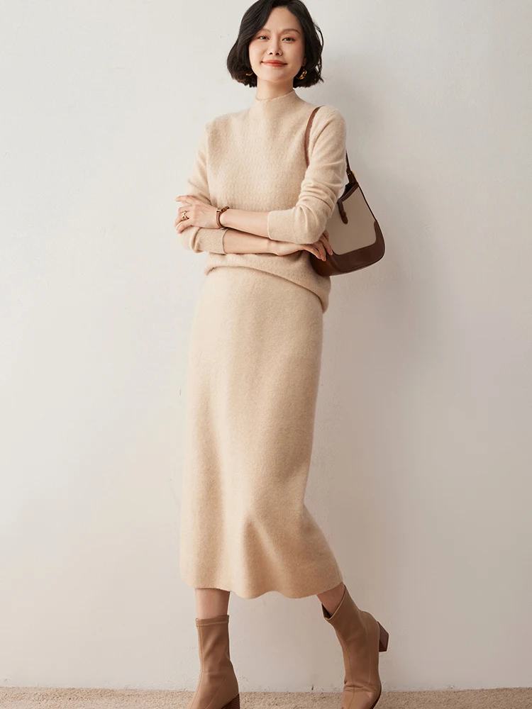 Women's Cashmere Skirt Styling 1
