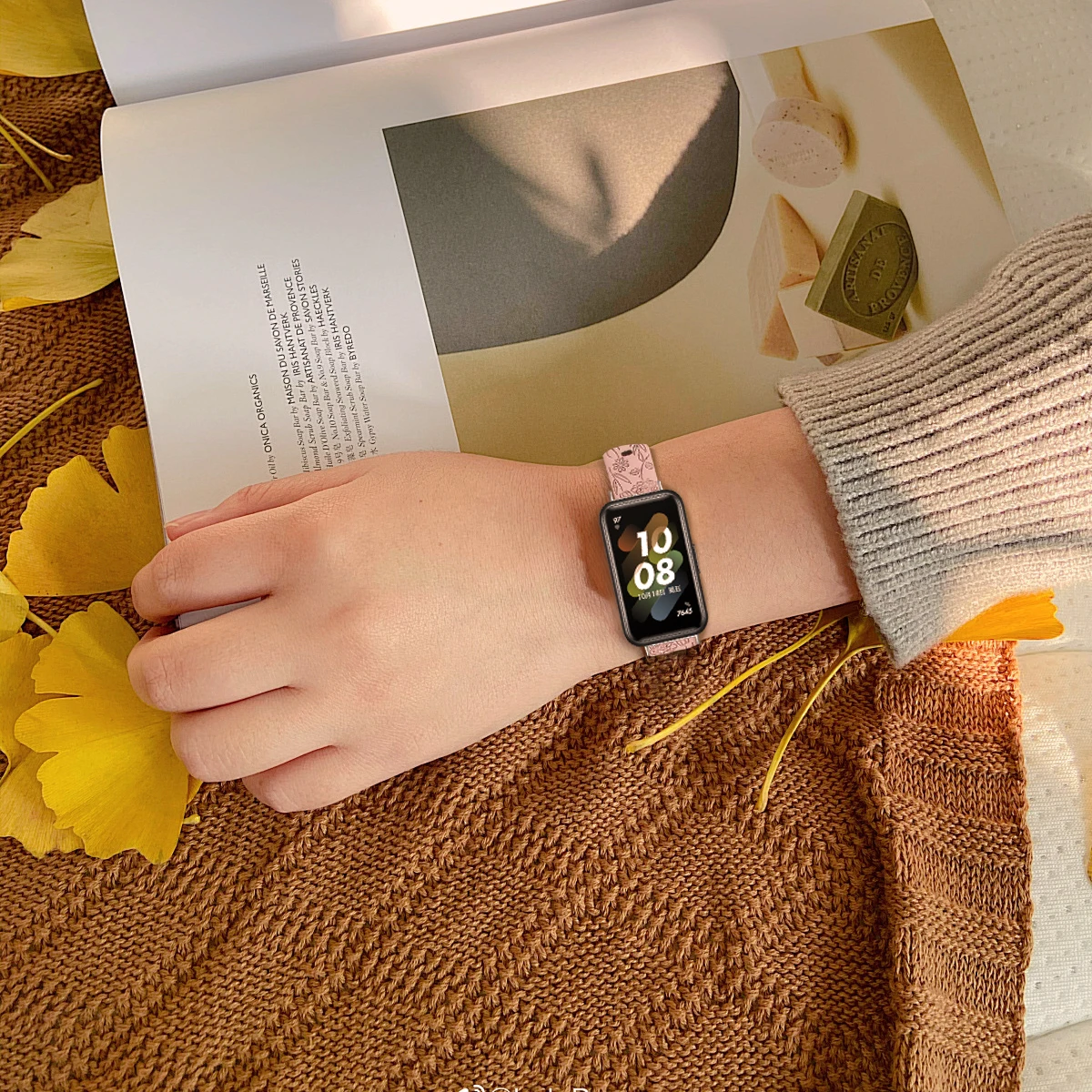 Floral Engraved Silicone Strap - Prints Design Watch Band Bracelet