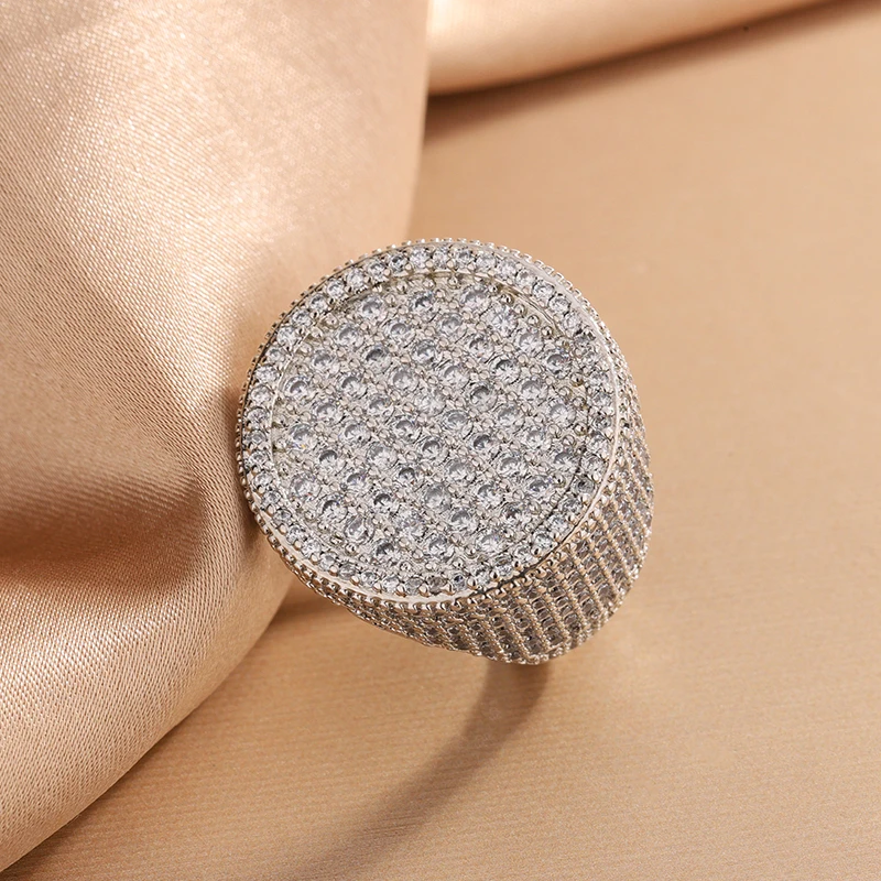 Luxurious Full-diamond Jewelry - Fashionable and Shiny Zircon Ring, Disc-shaped Women's Ring, Anniversary Gift, Men's Jewelry - 5