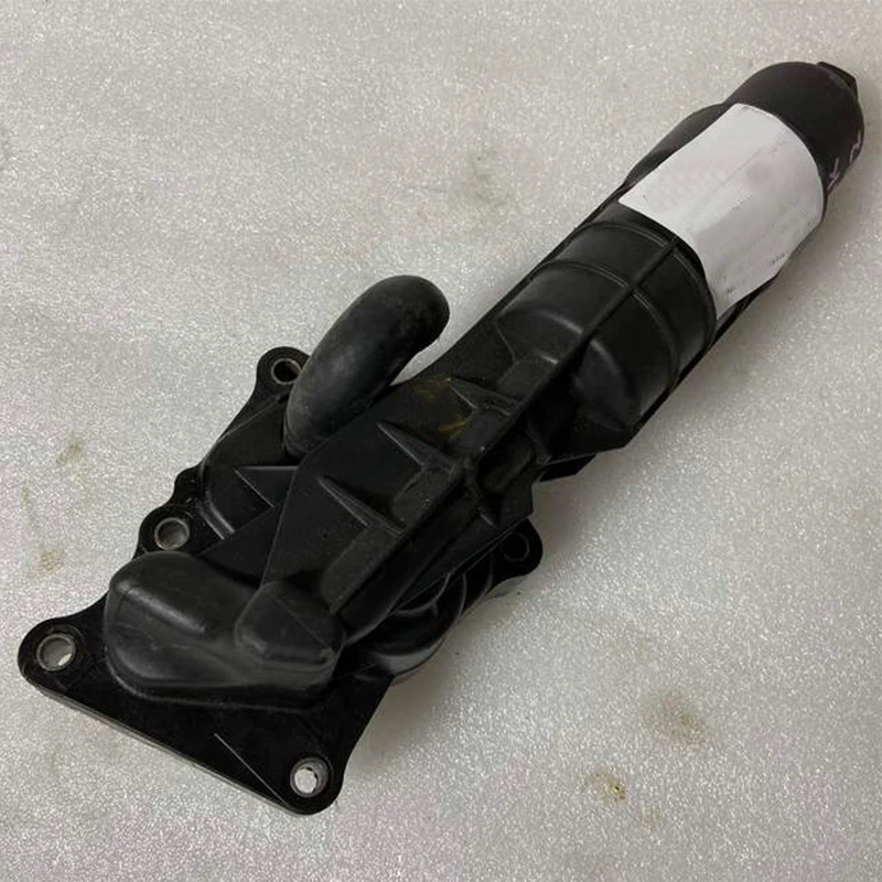 

Me rc ed es -Be nz M271 C180 C200 C260 E200 E260 SLK200 oil grid base filter base engine oil cooler coolant module