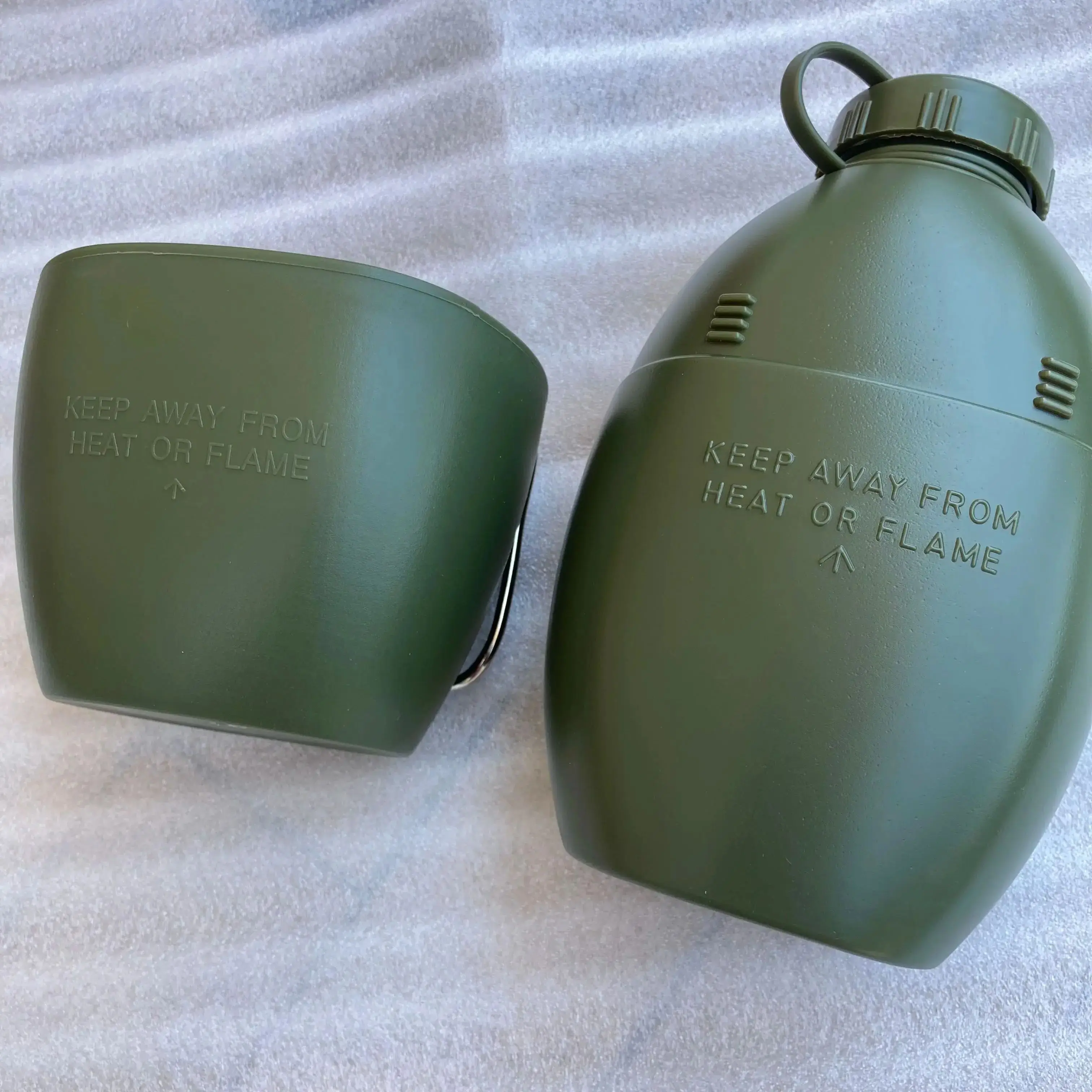 

1000ML US Military Canteen Repro Water Flask Hiking Camping Drink Bottle Plastic Canteens With Strap