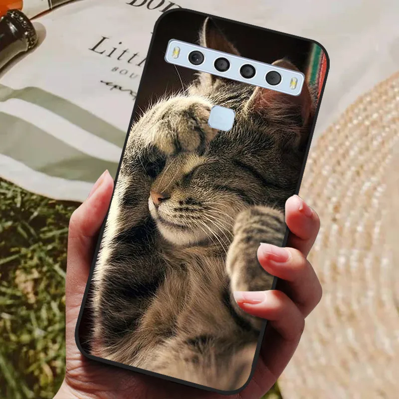 Stylish Soft Silicone Phone Case - Fashionable Protective Cover in Vibrant Colors