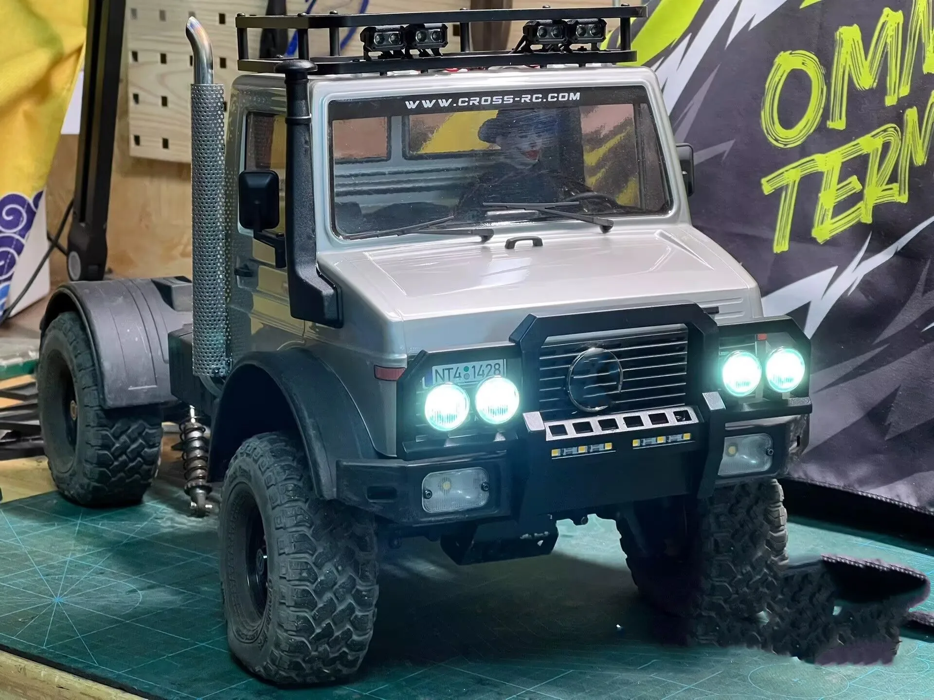 Wheelbase 313mm 1/10 RC unimog U4000 u5000 ABS Hard Body For