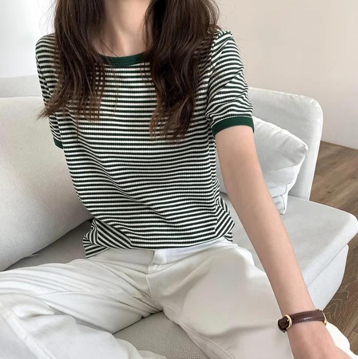 

Striped Short Sleeve T-shirt Women's