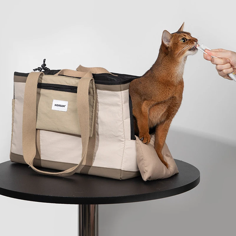 Leisure Pet Single Shoulder Bag Outdoor Cat Breathable Portable Bag Outgoing Carrier Travel Backpack For Cats Accessory