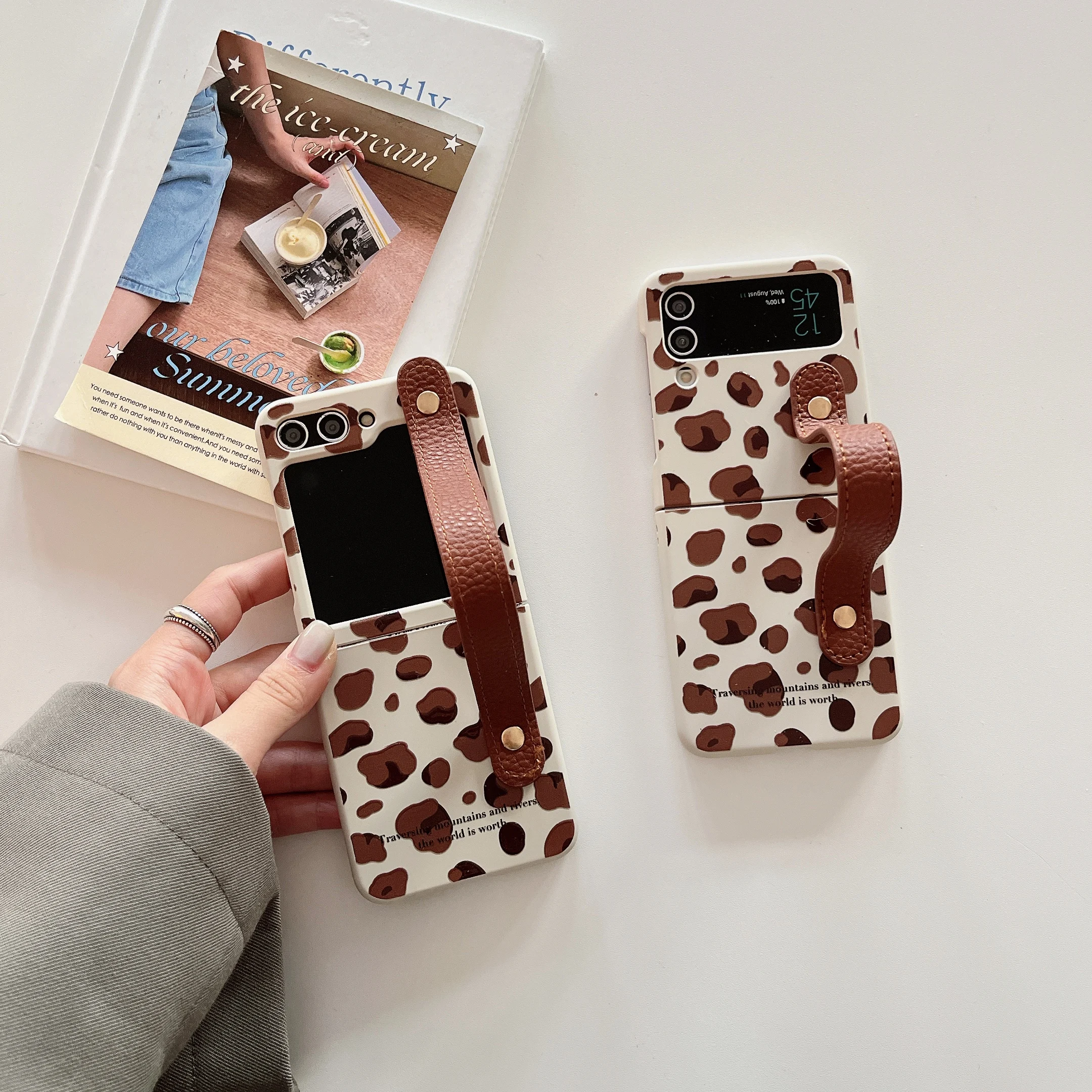 

Brown Leopard Wristband Hard PC Shockproof Phone Case For Samsung Galaxy Z Flip 5 4 3 Back Cover
