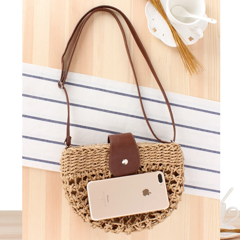 Casual Half Moon Women Straw Rattan Shoulder Bags Wicker Woven Lady Hollow Crossbody Bag Summer Beach Travel Small Handbag Purse