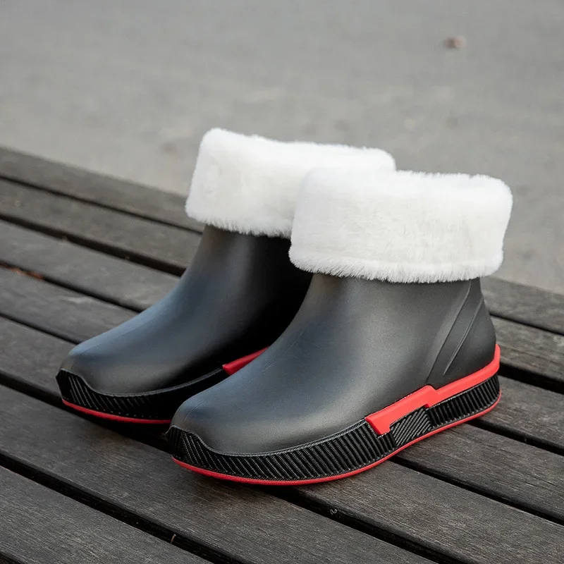 New Casual Versatile Rain Boots Non-slip Wear-resistant Fashion Warm Outer Wear Water boots Rain Boots Women's Waterproof Shoes