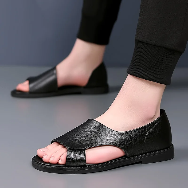 Summer New Large Size Beach Men's Shoes Leather Shoes Men's Leather Shoes Men's Casual Men's Sandals Non-slip Outerwear Shoes