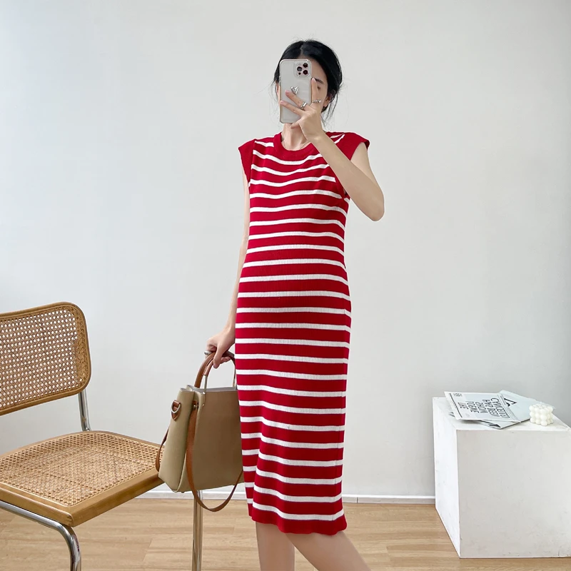 

Korean Style 2024 Fashion Maternity Knitting Dress O-neck Sleeveless Pregnant Woman Striped Dress Stretched Pregnancy Slim Dress