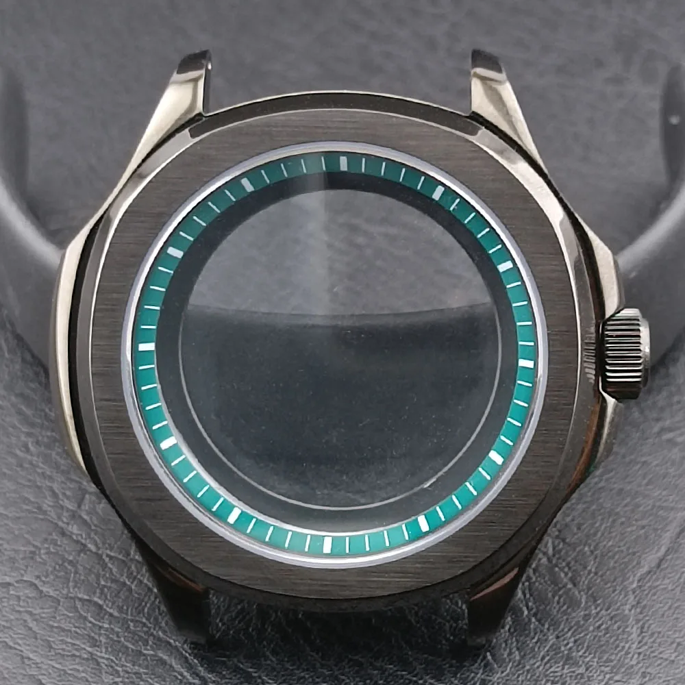 Stainless Steel Watch Case with Sapphire Crystal and 20mm Strap Compatibility